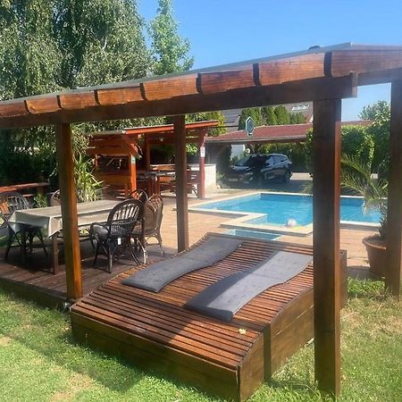 Patricia Panzio Hotel Bük Екстериор снимка