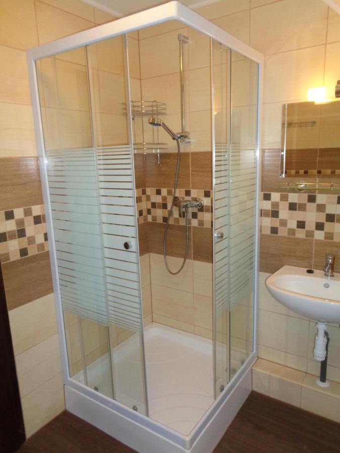 Patricia Panzio Hotel Bük Екстериор снимка